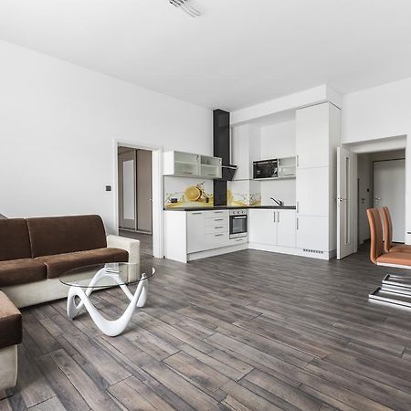 Apartsee Halkova 比尔森 外观 照片