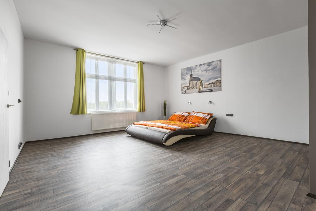 Apartsee Halkova 比尔森 外观 照片