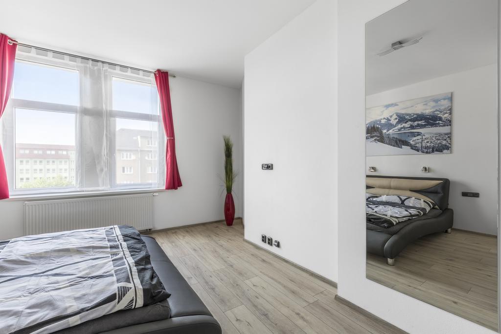 Apartsee Halkova 比尔森 外观 照片